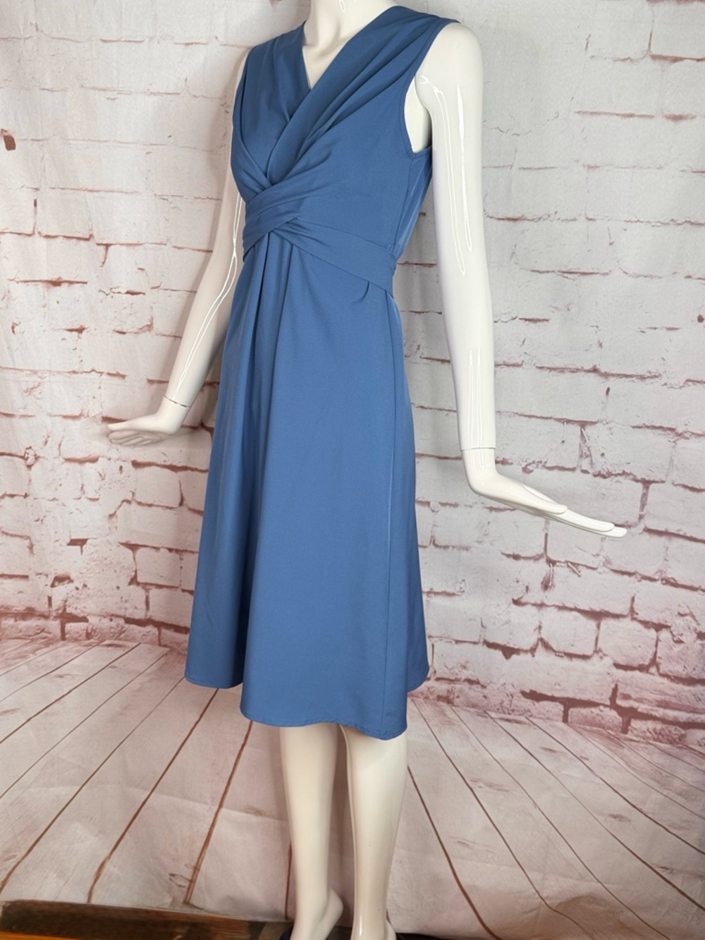 Slate Blue Wrap Dress Lightweight Sleeveless Knee Length Size XS New With Tag - Picture 12 of 16